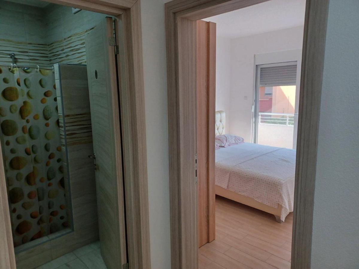 Villa Elina Ulcinj Montenegro Дони Стой Екстериор снимка
